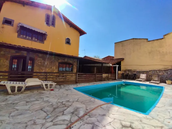 Casa com 4 Quartos à venda, 300m² – São José de Imbassai
