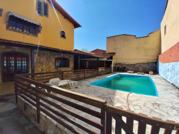 Casa com 4 Quartos à venda, 300m² – São José de Imbassai