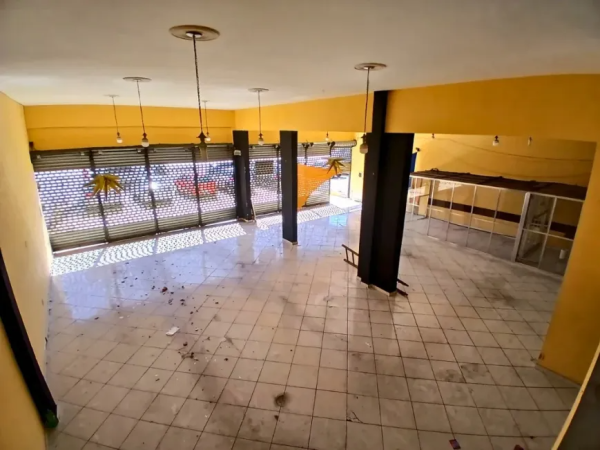 Loja / Salão / Ponto Comercial à venda, 300m² – Madureira