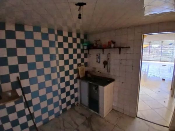 Loja / Salão / Ponto Comercial à venda, 300m² – Madureira