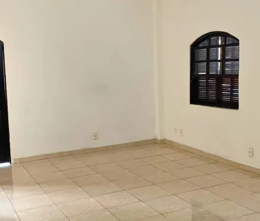 Casa com 4 Quartos à venda, 250m² – Campo Grande