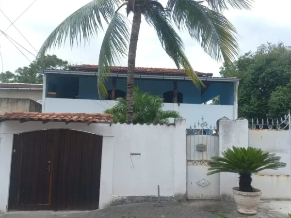 Casa com 4 Quartos à venda, 250m² – Campo Grande