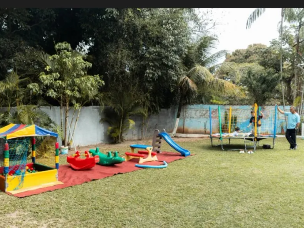 Fazenda / Sítio / Chácara com 2 Quartos à venda, 3000m² – Guaratiba