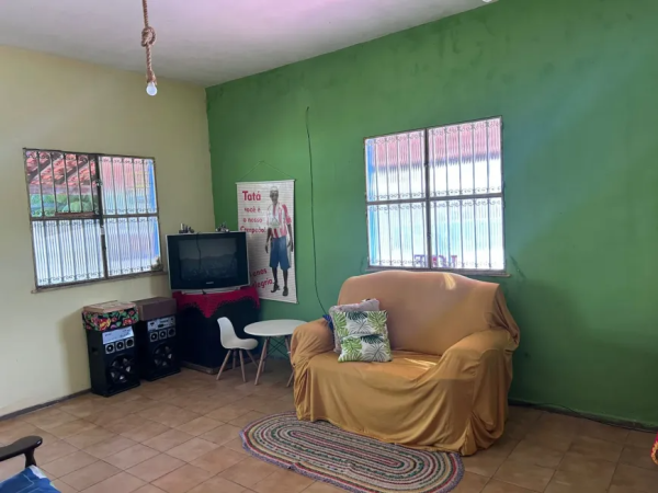 Fazenda / Sítio / Chácara com 2 Quartos à venda, 3000m² – Guaratiba