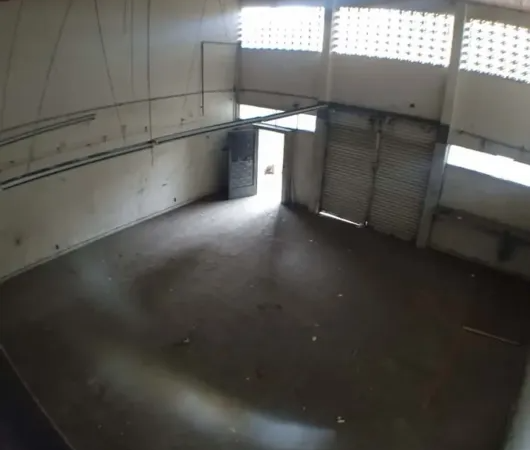 Loja / Salão / Ponto Comercial à venda, 200m² – Bangu