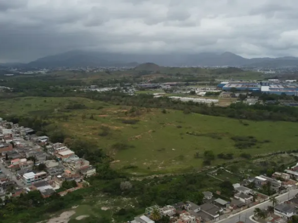 Terreno / Lote Comercial à venda, 414000m² – Jardim Guandu