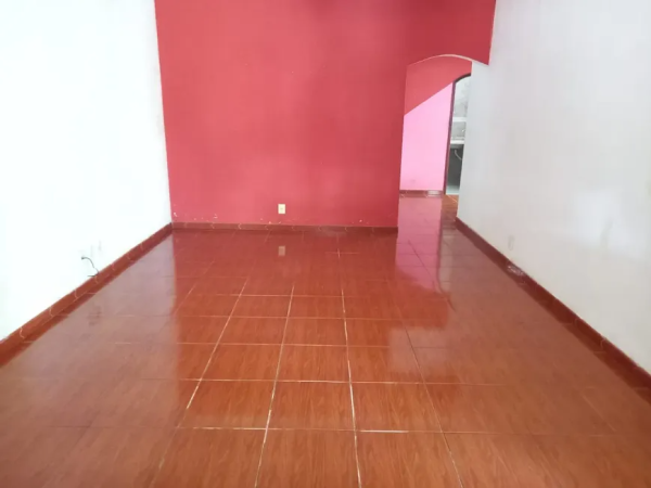 Casa com 2 Quartos à venda