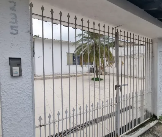 Casa com 3 Quartos à venda